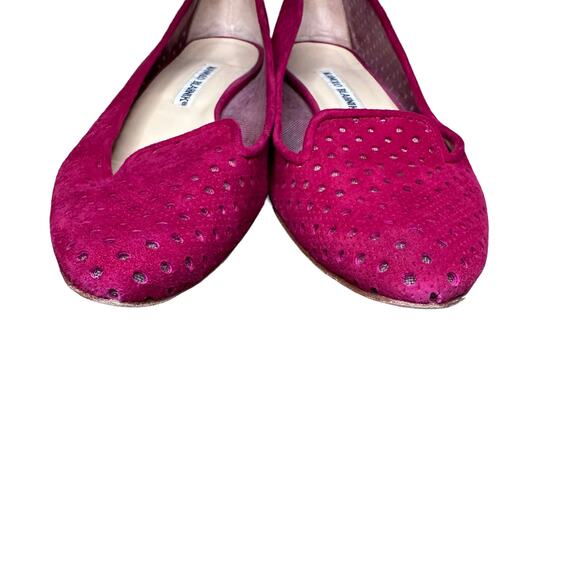 Manolo Blahnik Sharifac suede perforated loafers - Picture 7 of 9
